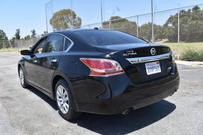 Nissan Altima 2.5 S 2014