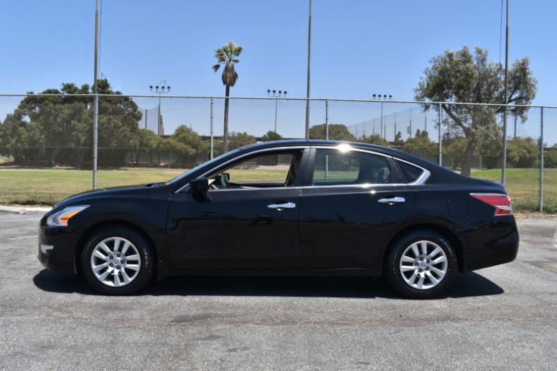 Nissan Altima 2.5 S 2014
