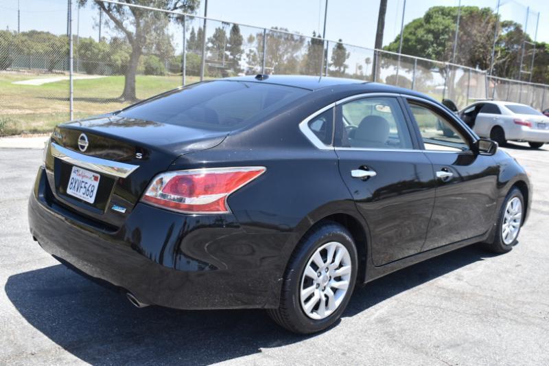 Nissan Altima 2.5 S 2014