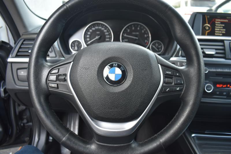 BMW 3-Series 328i xDrive Sedan 2013
