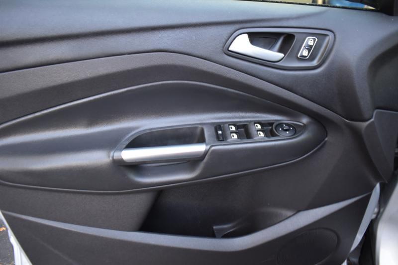 Ford Escape SE FWD 2015