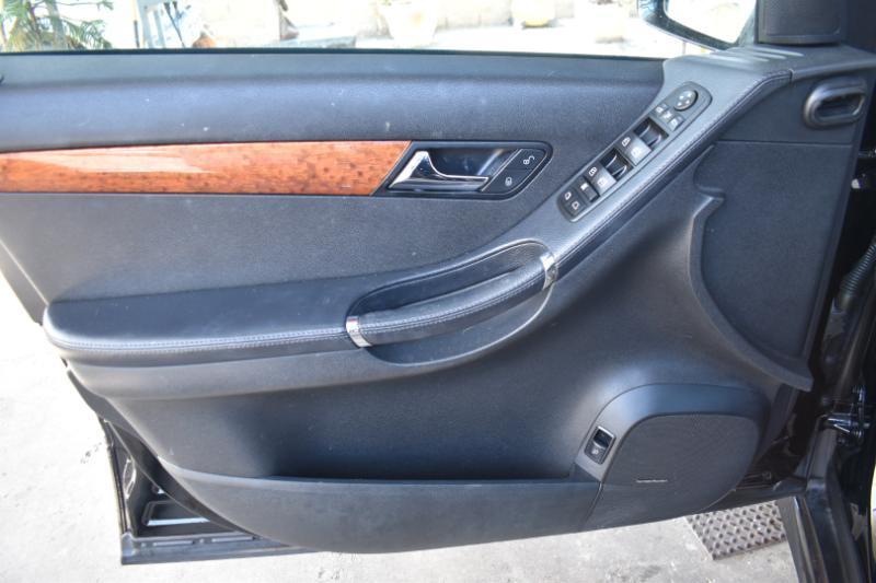 Mercedes-Benz R-Class R350 4MATIC 2009