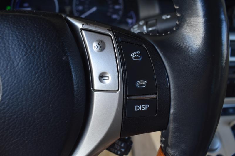 Lexus ES 300h Sedan 2013