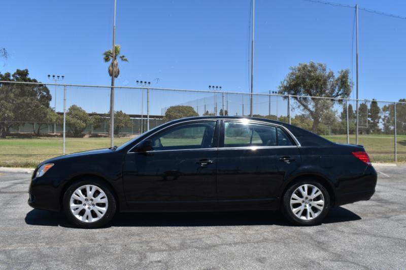 Toyota Avalon XLS 2008