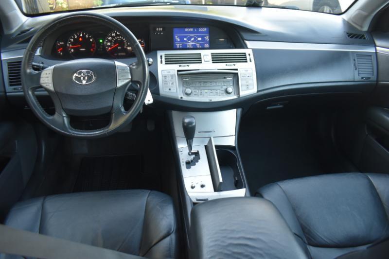 Toyota Avalon XLS 2008