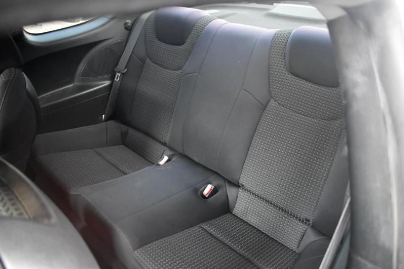 Hyundai Genesis Coupe 2.0 Auto 2012