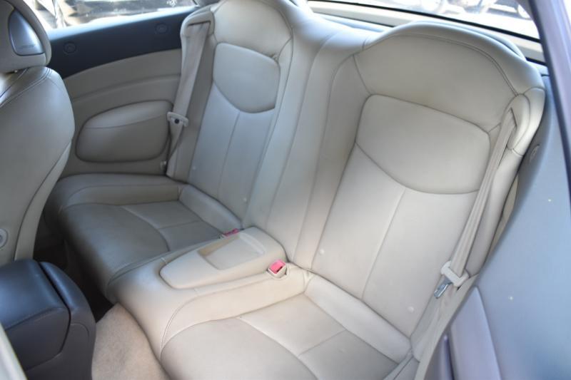 Infiniti G37 Convertible  2012