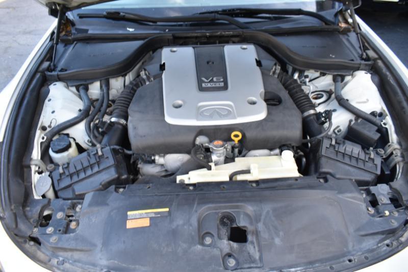 Infiniti G37 Convertible  2012