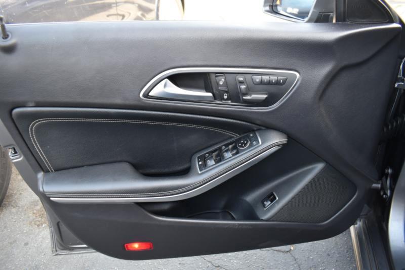 Mercedes-Benz CLA-Class CLA250 2014