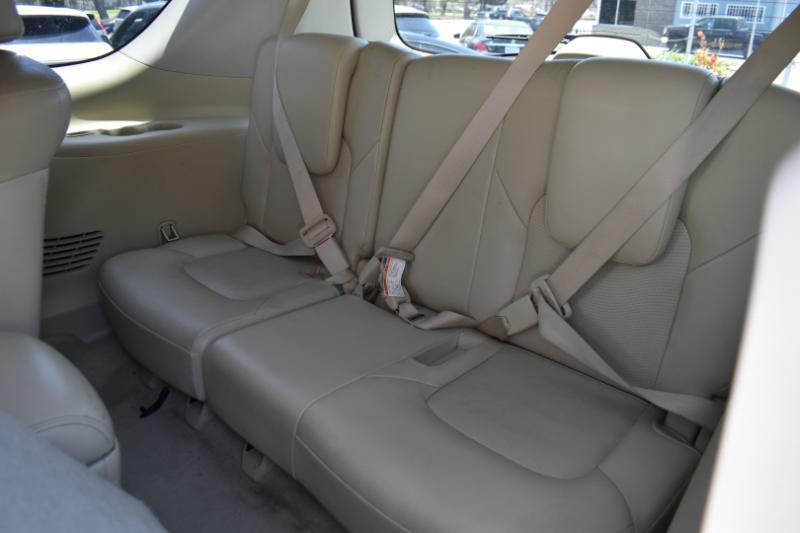 Infiniti QX80 2WD 2015