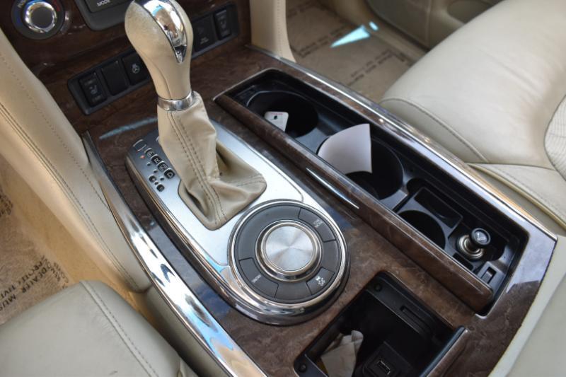 Infiniti QX80 2WD 2015