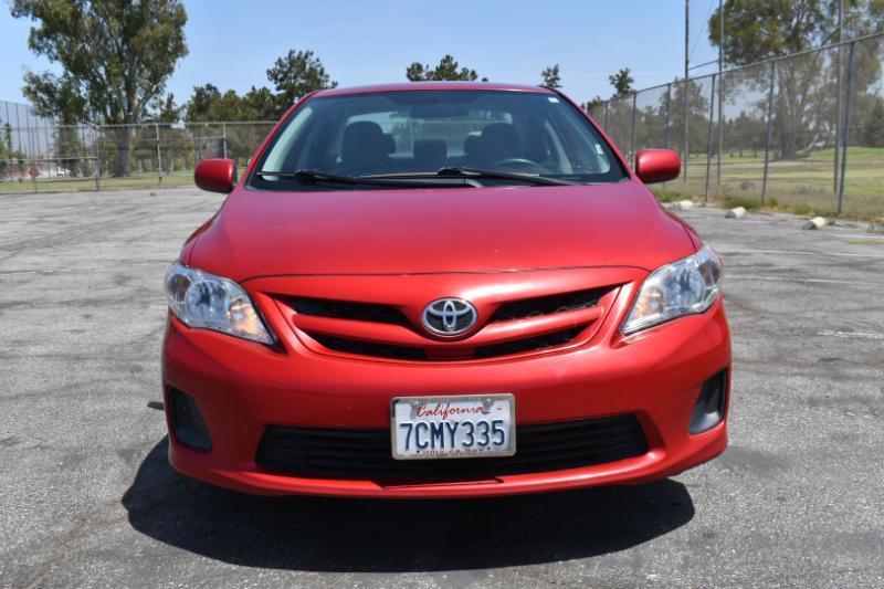 Toyota Corolla LE 4-Speed AT 2012