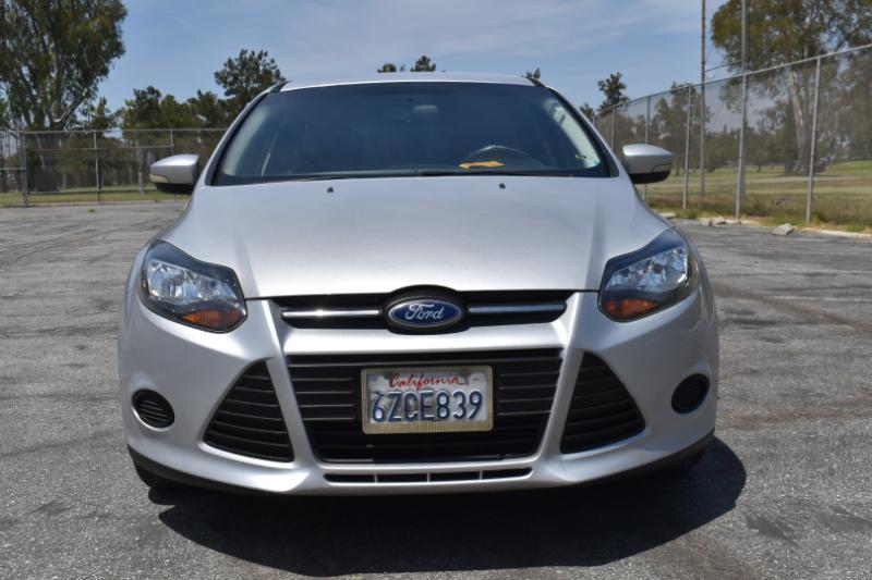 Ford Focus SE Hatch 2013