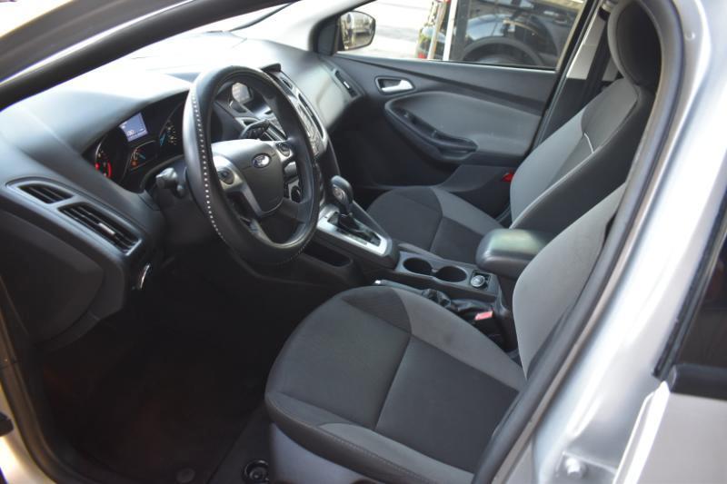 Ford Focus SE Hatch 2013