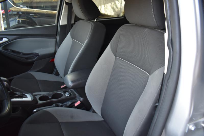 Ford Focus SE Hatch 2013