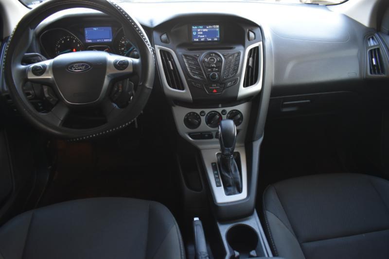 Ford Focus SE Hatch 2013