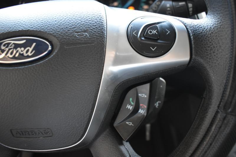 Ford Focus SE Hatch 2013