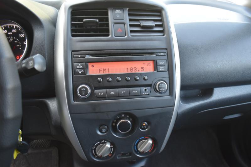 Nissan Versa Note S 2015