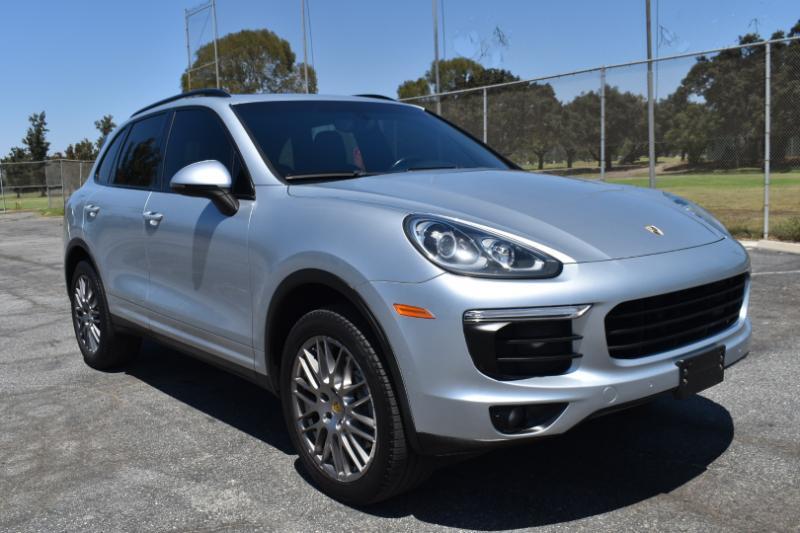 Porsche Cayenne  2016