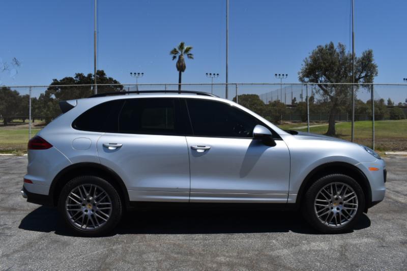Porsche Cayenne  2016