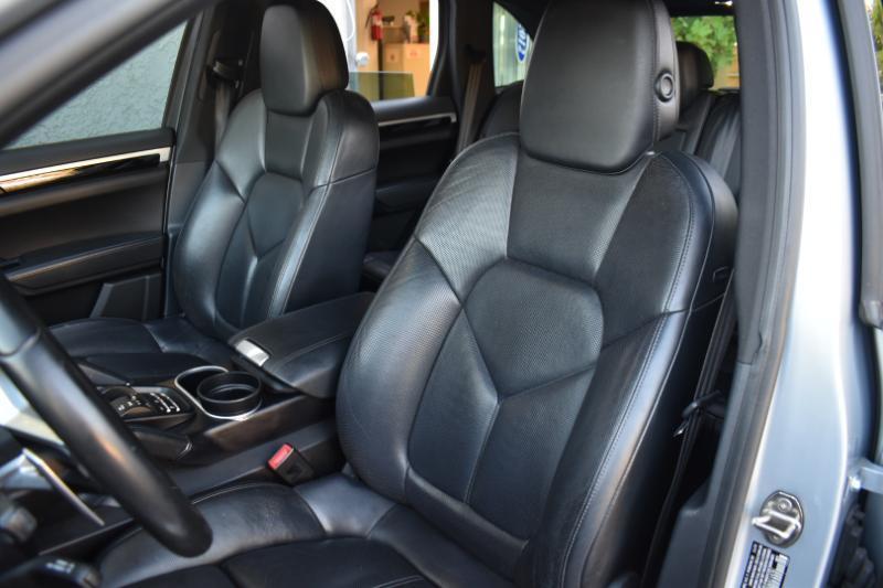 Porsche Cayenne  2016