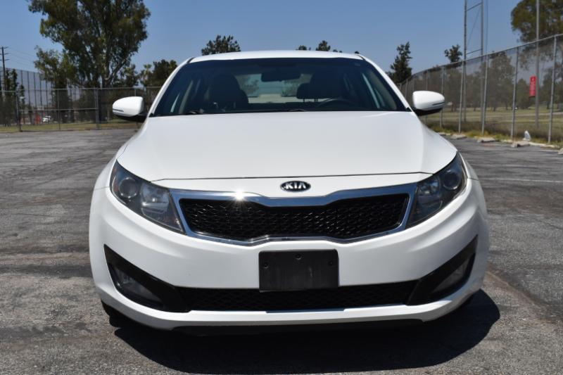 Kia Optima LX AT 2013