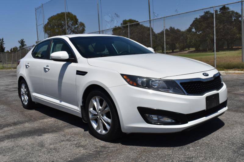 Kia Optima LX AT 2013