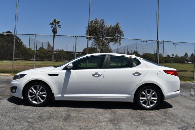 Kia Optima LX AT 2013