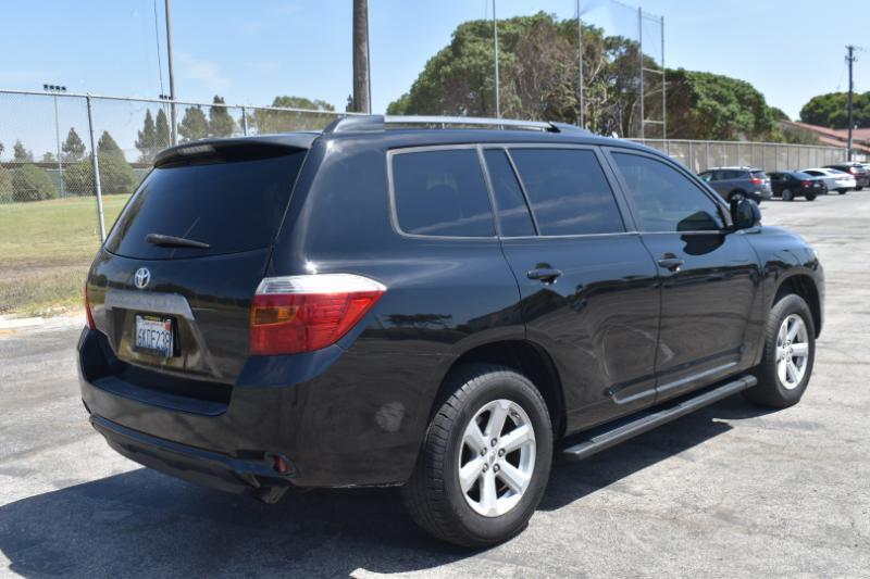 Toyota Highlander  2010