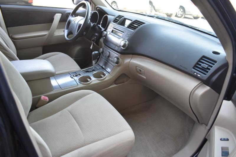 Toyota Highlander  2010