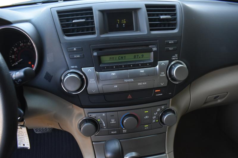 Toyota Highlander  2010