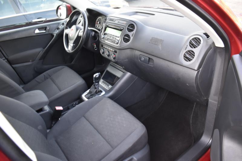 Volkswagen Tiguan S 2013