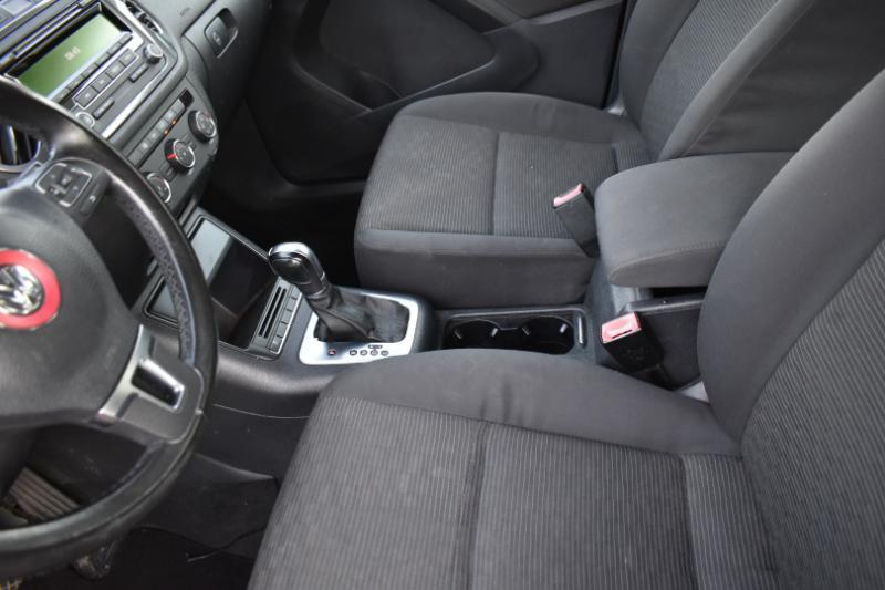 Volkswagen Tiguan S 2013