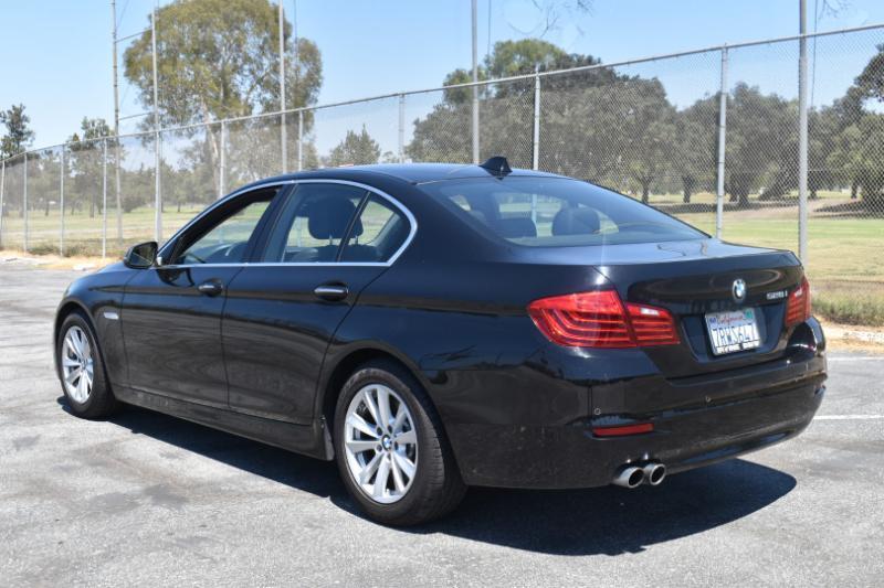 BMW 5-Series 528i 2016