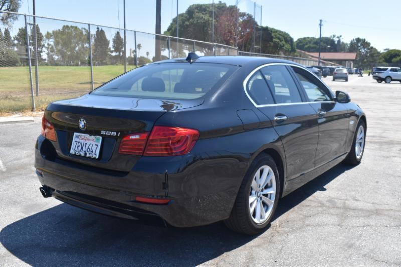 BMW 5-Series 528i 2016
