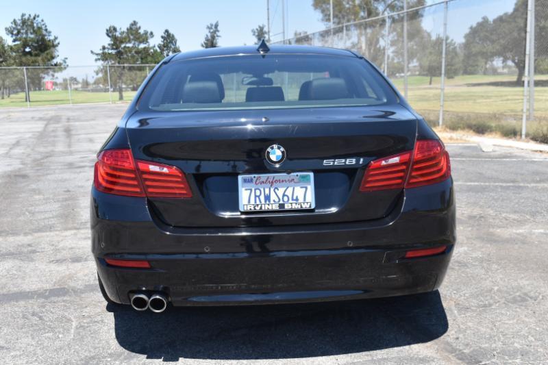 BMW 5-Series 528i 2016