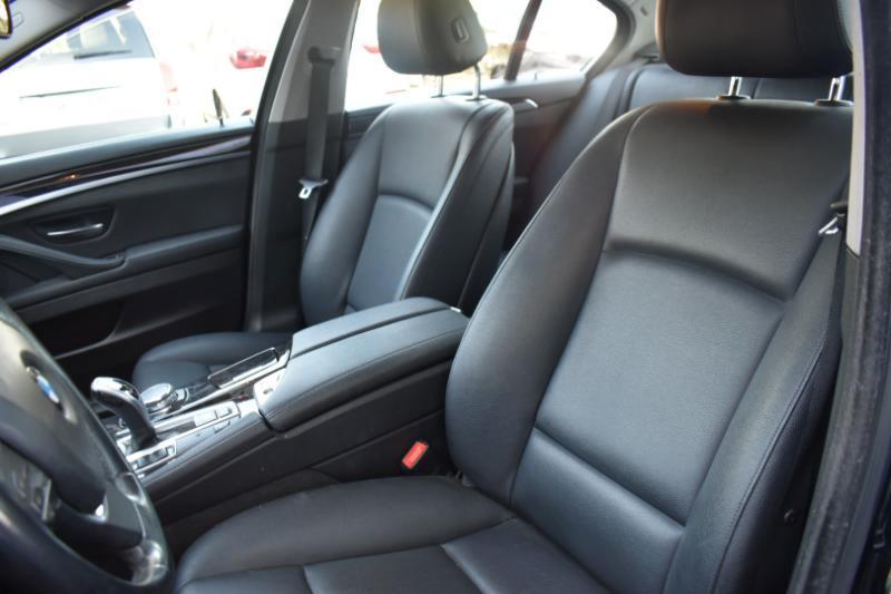 BMW 5-Series 528i 2016