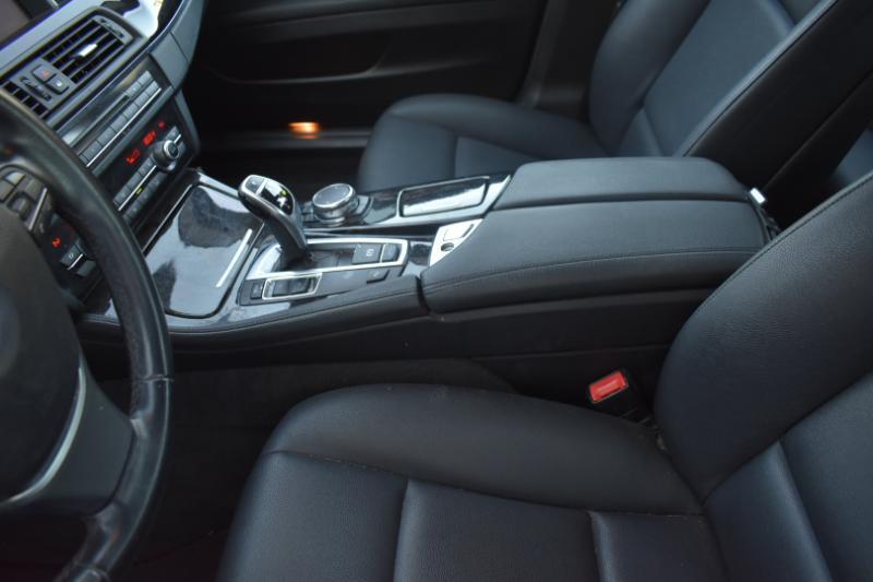 BMW 5-Series 528i 2016