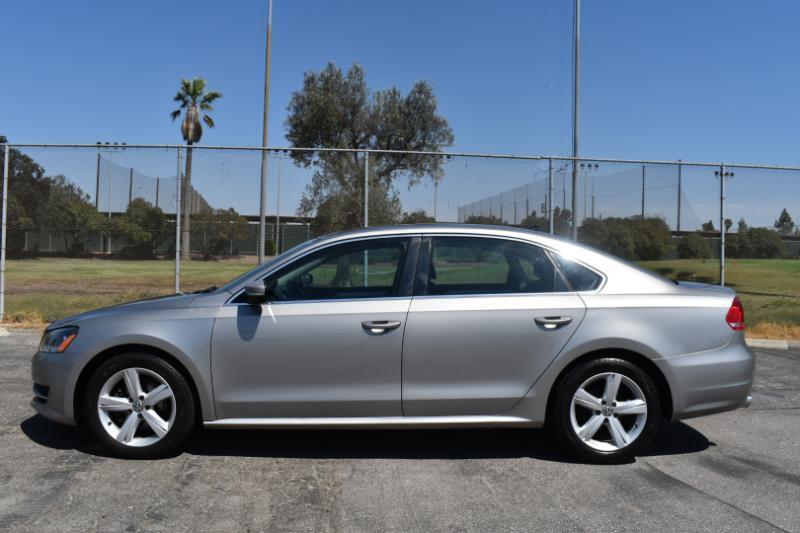 Volkswagen Passat 2.5L SE AT 2013