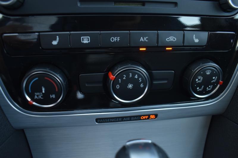 Volkswagen Passat 2.5L SE AT 2013