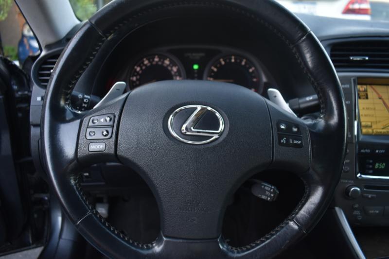 Lexus IS  2010