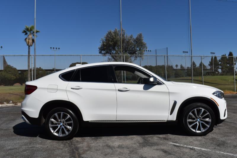 BMW X6 xDrive50i 2015