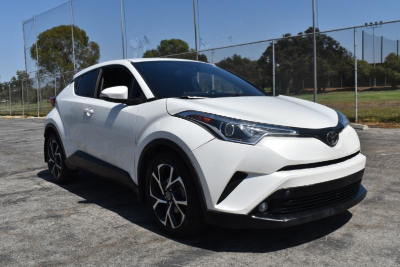 Toyota C-HR XLE 2018