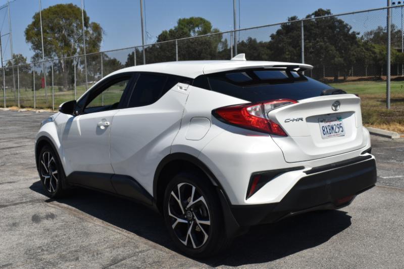 Toyota C-HR XLE 2018