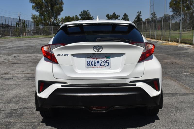 Toyota C-HR XLE 2018