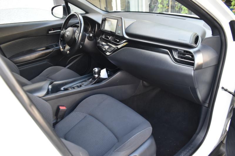 Toyota C-HR XLE 2018