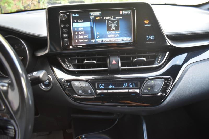Toyota C-HR XLE 2018