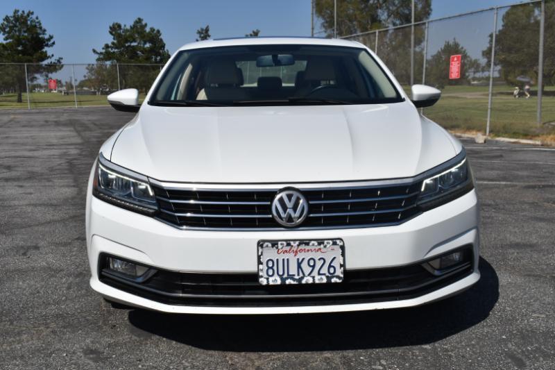 Volkswagen Passat SE 6A 2017