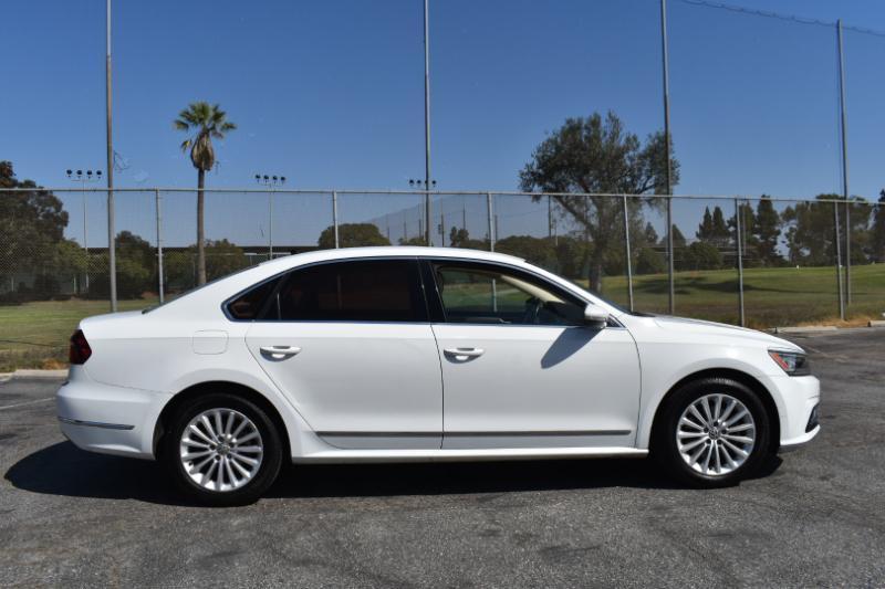 Volkswagen Passat SE 6A 2017