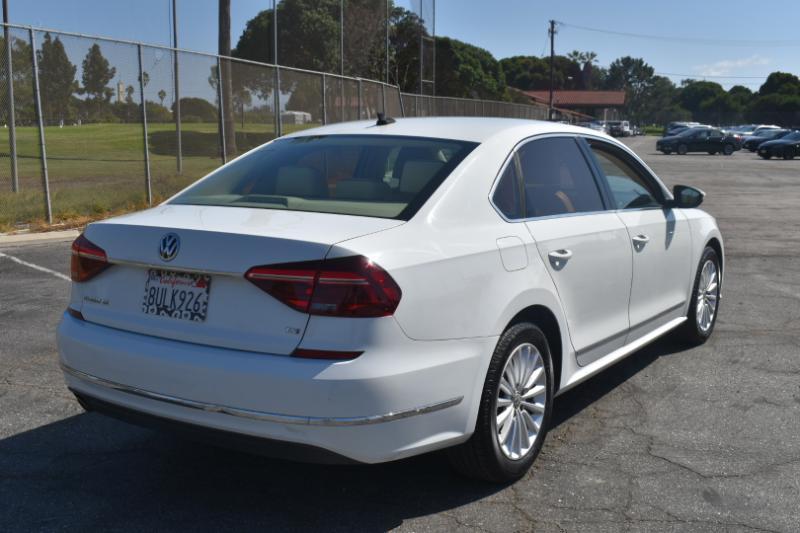 Volkswagen Passat SE 6A 2017